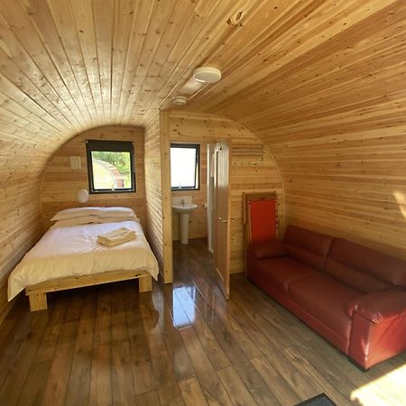 Forest Pod 4 Pet Friendly Villa Neath Esterno foto